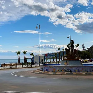 Fantástico Estudio En 1a Línea De Playa Con Piscina Apartamento